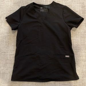 Figs 2 pocket Black Scrub Top